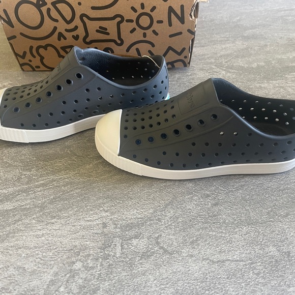 Native shoes c13 - Picture 6 of 9